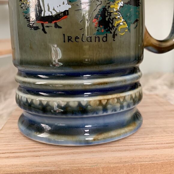 Ireland Reuge Vintage Musical Souvenir Mug Plays “My Wild Irish Rose” - Picture 4 of 14